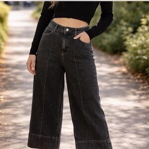 H&M Black Wide-Leg Jeans